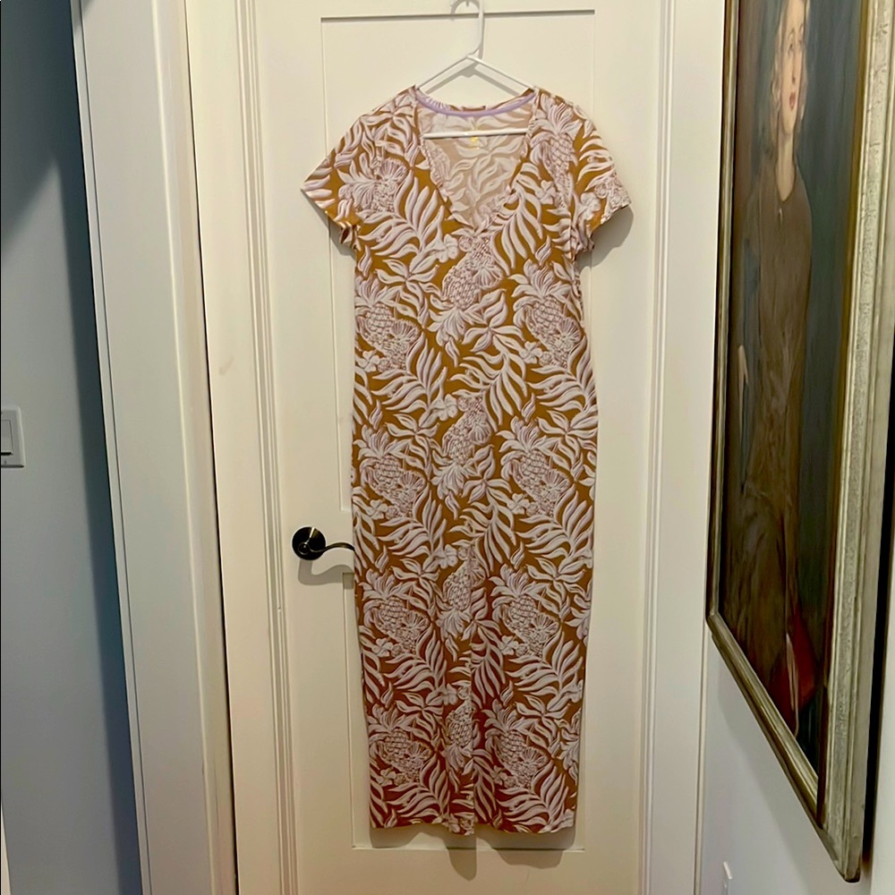 Lilly Pulitzer Etta short sleeve maxi dress Ladies xl NWT. Fun pineapple print!